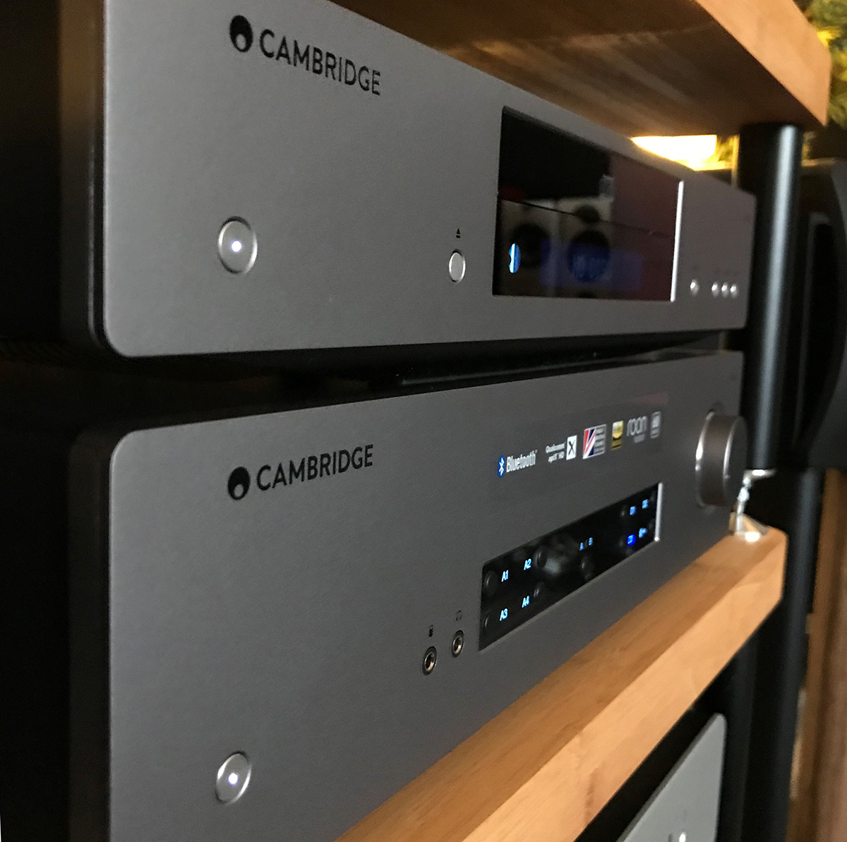 Cambridge Audio CXC V2 + CXA-61
