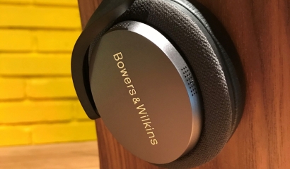 Bowers & Wilkins : nouveaux casques à réduction de bruit 